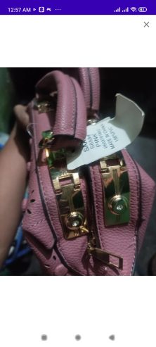 Hand bag sell hobe