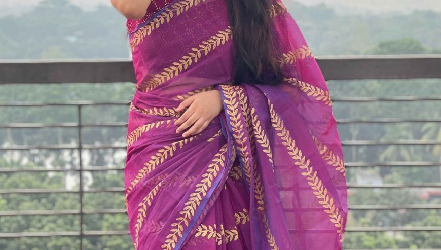 Sharee with Blouse P