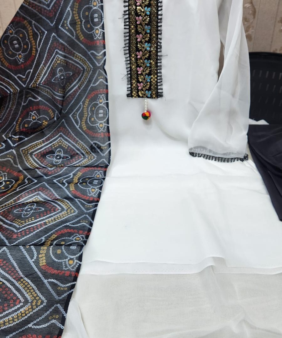 Jorjet Three Piece